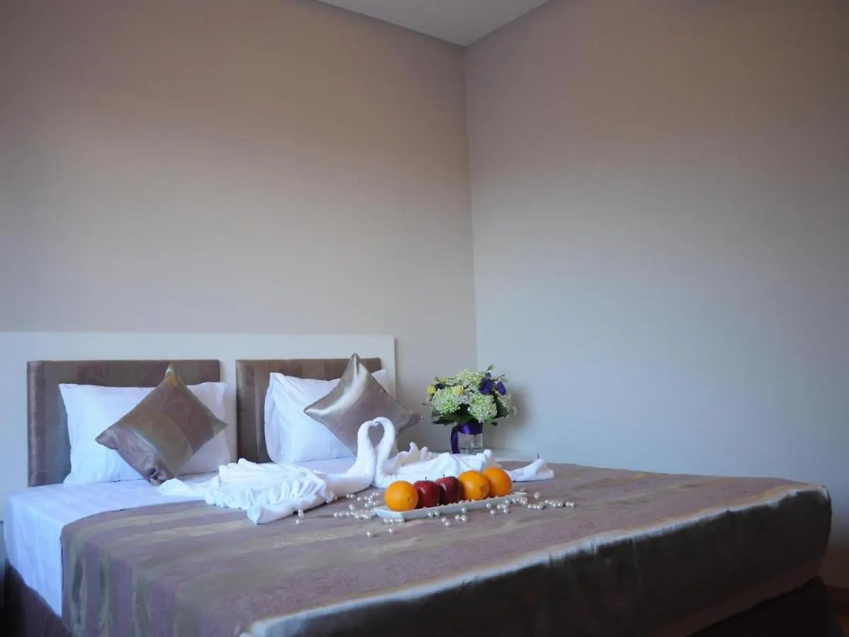 Van Nam Hotel Nha Trang