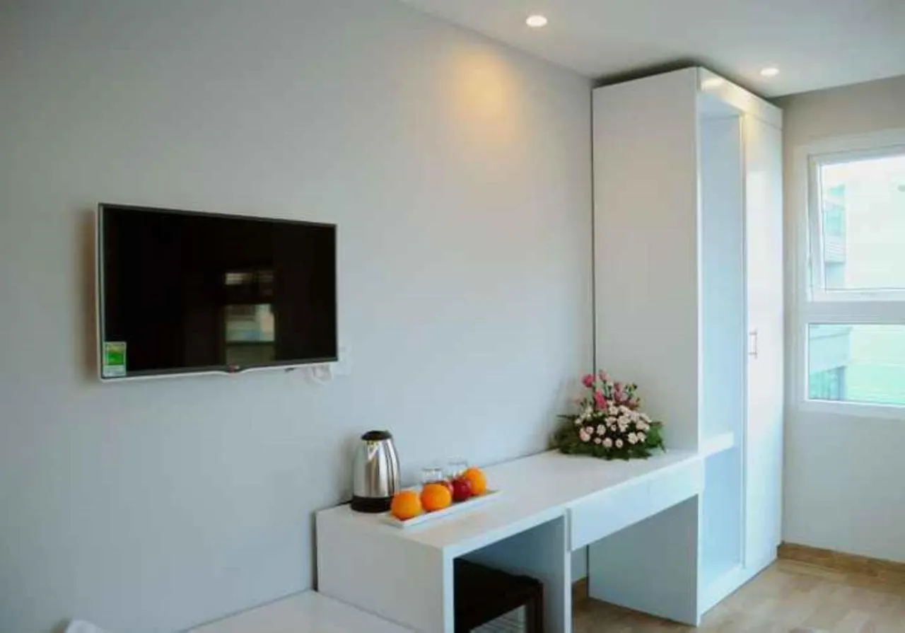 Van Nam Hotel Nha Trang 2*,  Vietnam