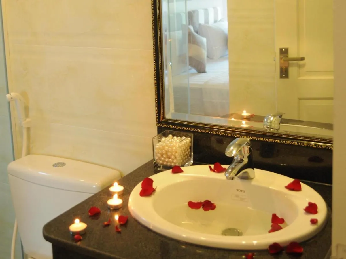 Van Nam Hotel Nha Trang
